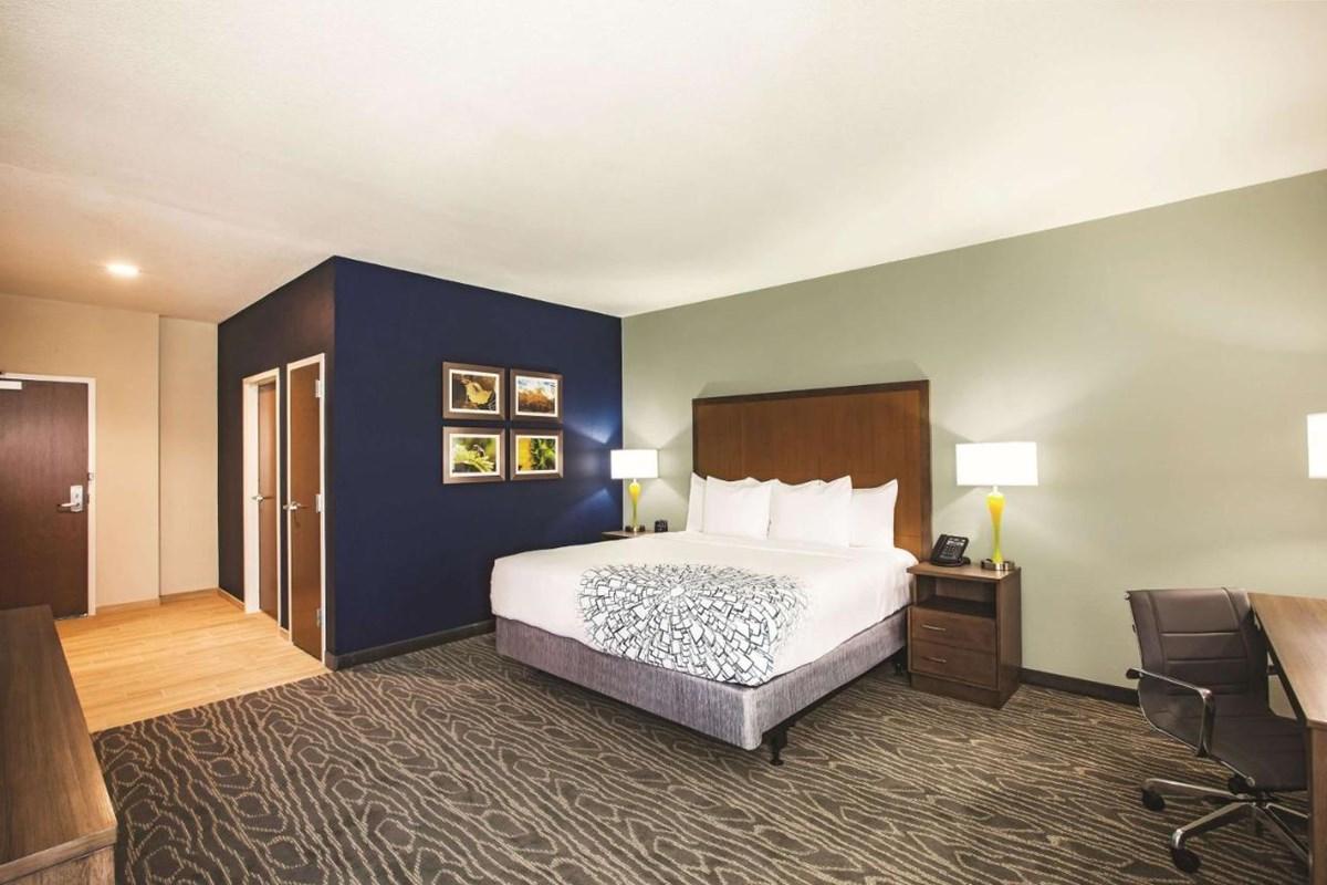 La Quinta By Wyndham Omaha Airport Downtown Hotel Carter Lake Bagian luar foto