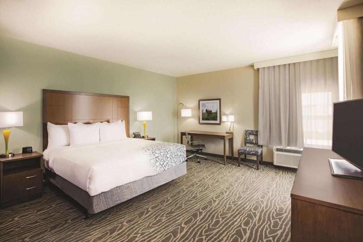 La Quinta By Wyndham Omaha Airport Downtown Hotel Carter Lake Bagian luar foto